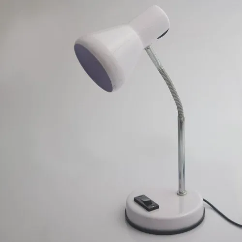 Metal Body White Desk Lamp