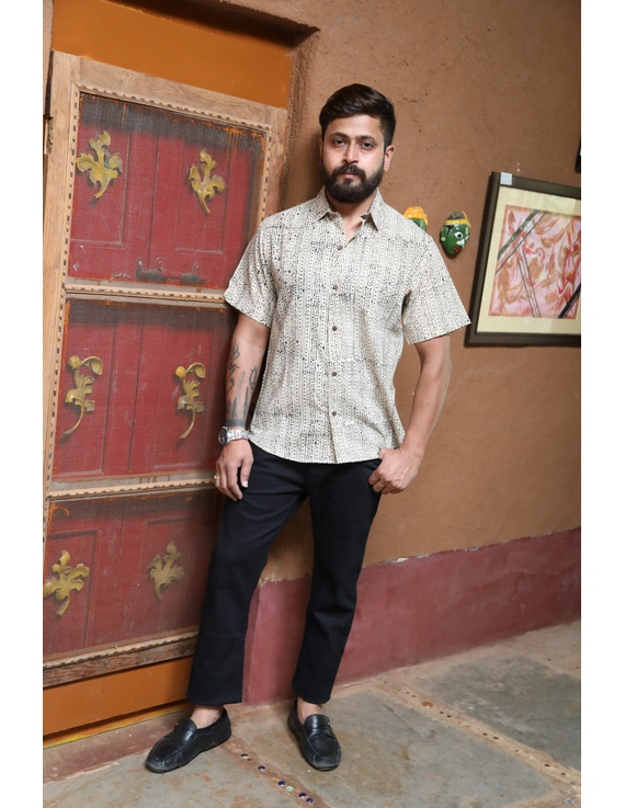 Off-White Casual Shirt With Black Block Print
