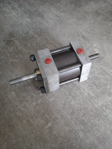 Double Ended Hydraulic Cylinder