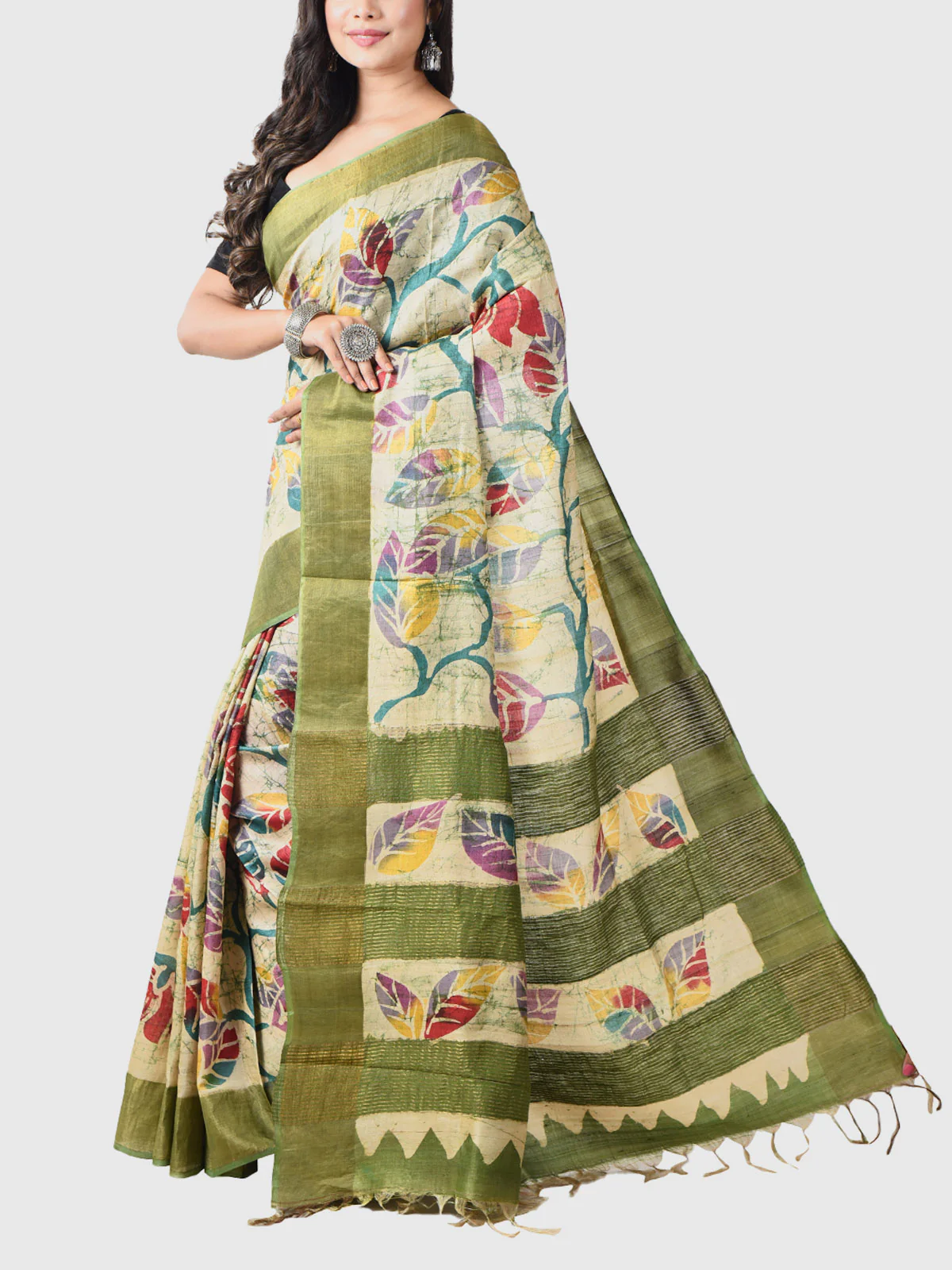 Handwoven Hand Batik Tussar Silk Saree And Blouse Piece With Silk Mark Green And Cream