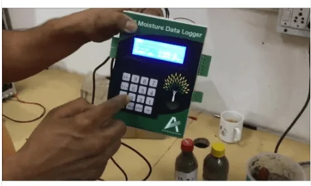 Soil Moisture Sensor With Data Logger