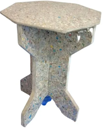 CORNER TABLE