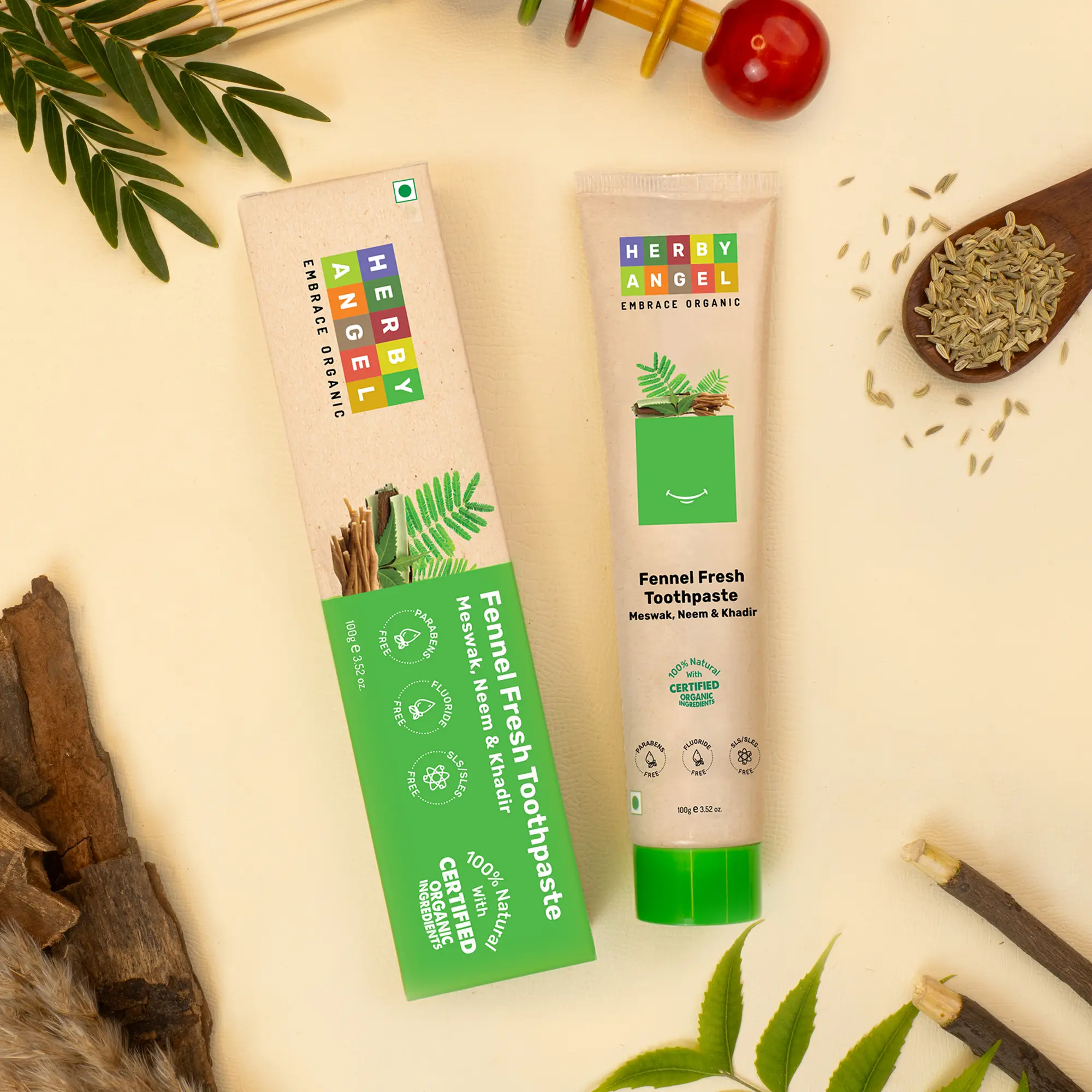 Organic Fennel Fresh Toothpaste for Kids With Neem, Khadir &amp; Meswak for Strong Teeth &amp; Fresh Breath