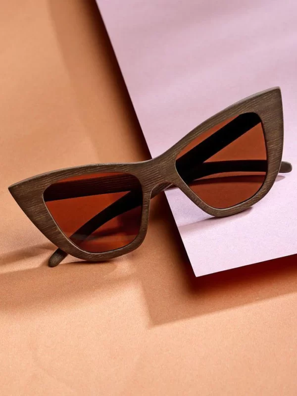 Alorna Wooden Sunglass - Handcrafted Unisex