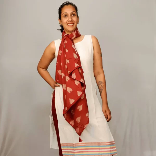 Taash - Queen of Hearts Scarf