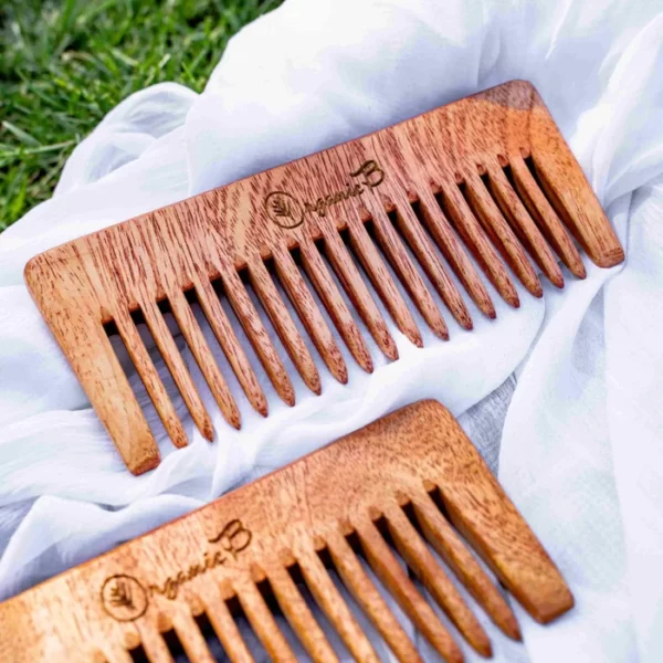 Neem Wood Shampoo Comb - Image 2