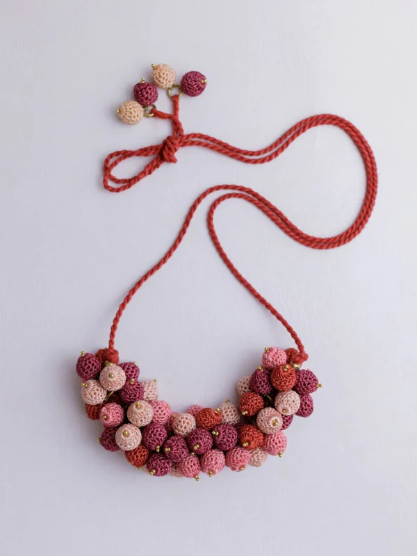 Handmade Crochet Guldasta Necklace Coral - Image 3