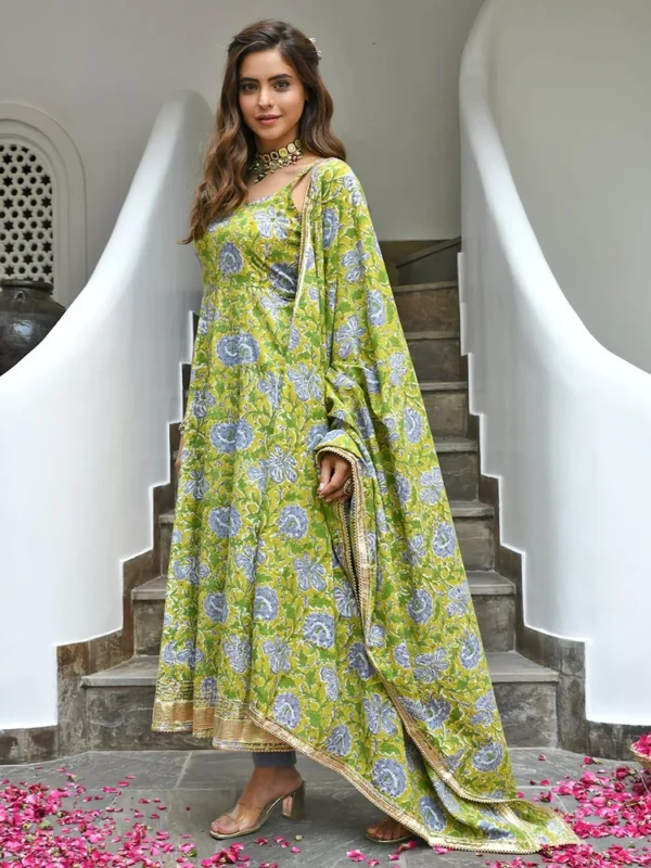 Janasya Women's Mustard Cotton Printed Kurta with Pant and Dupatta - Image 3