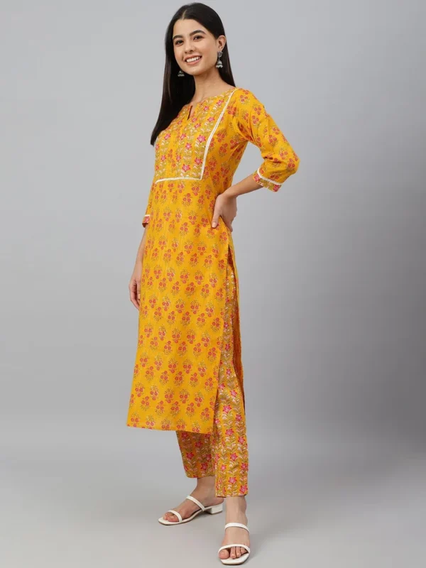 Janasya Women's Mustard Cotton Floral Print Kurta with Pant - Image 4