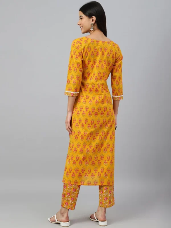 Janasya Women's Mustard Cotton Floral Print Kurta with Pant - Image 2